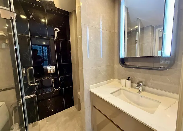 Near Jodd Fairs With Pool, Movie Theater & Patio Apartment