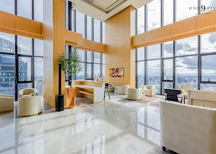 Near Jodd Fairs With Pool, Movie Theater & Patio Apartment